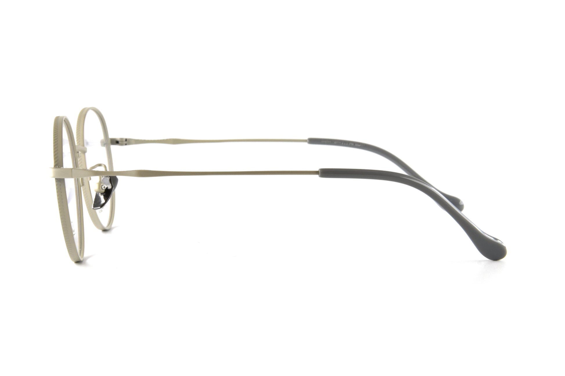 S-L7002